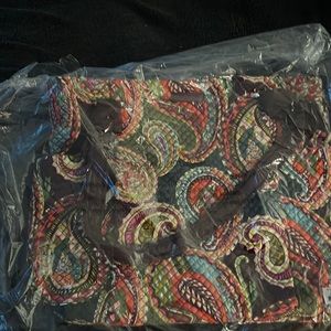 Vera Bradley Hadley Tote in heirloom paisley